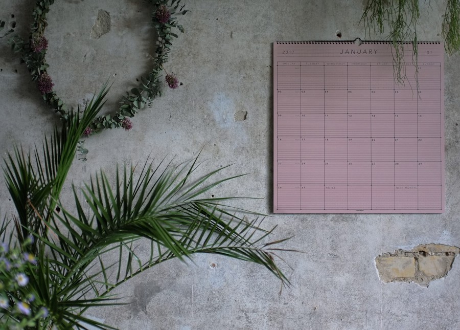 Vissevasse TURNABLE WALL CALENDAR